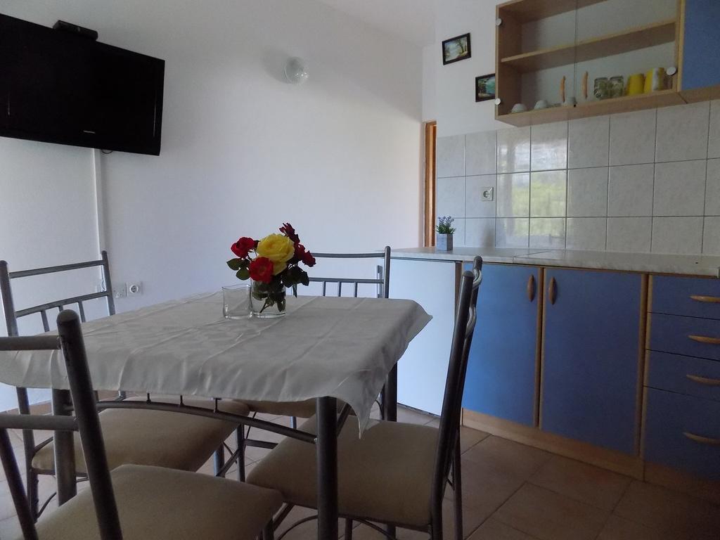 Apartment Lopar 15 Buitenkant foto